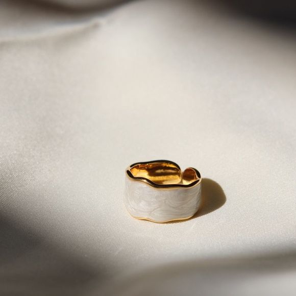 CLOSING SALE! 18K Gold Plated Adjustable Shimmery Ring - Picture 2 of 13